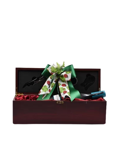 Gift Set Wooden Box With Accessories No.2341